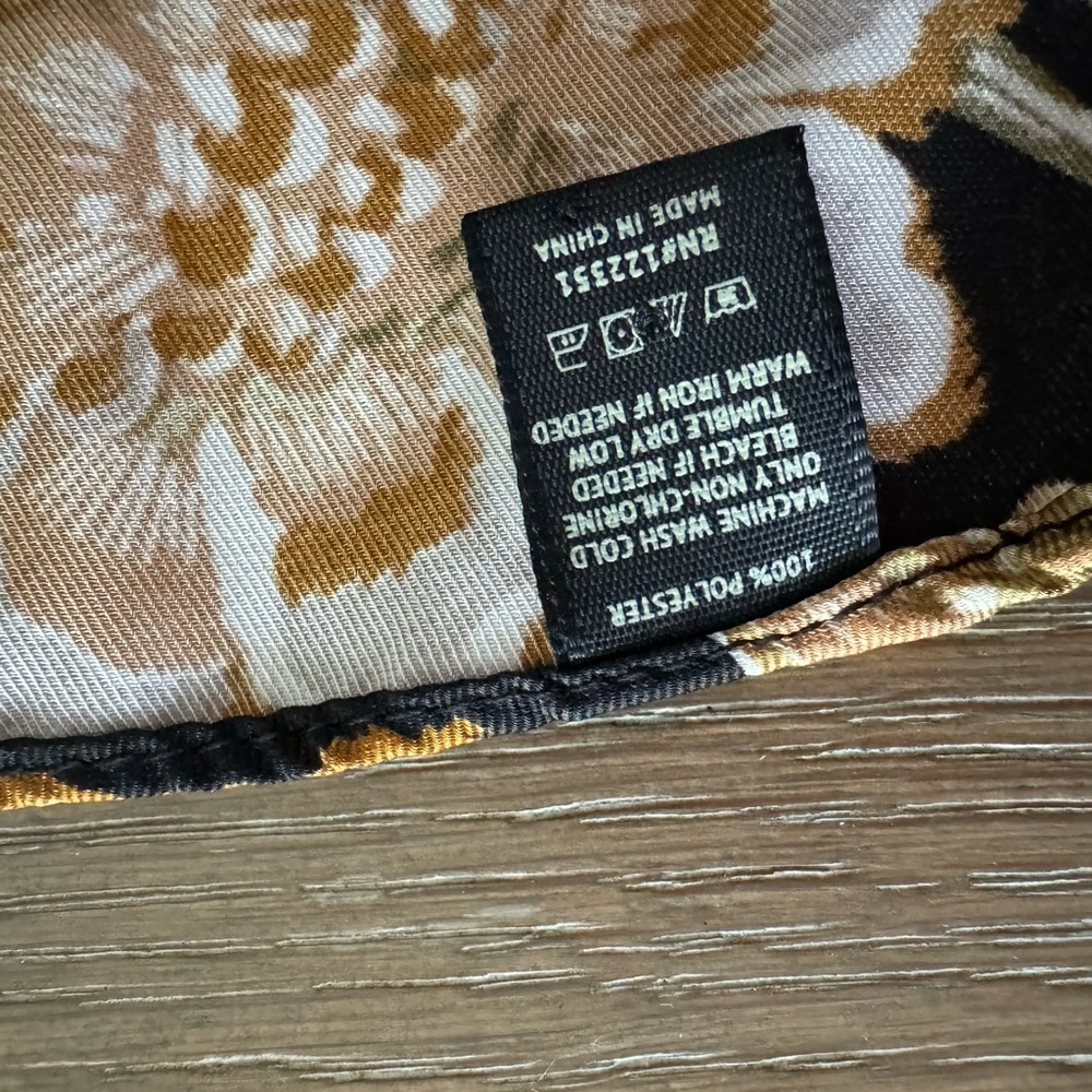 Floral Scarf - Picture 7 of 7